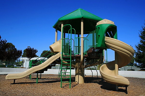 포토 JPG 해외이미지 공원 행복 어린이 모래 학교 놀이 하늘 매달리기 사람없음 빨간색 파란색 컬러풀 노란색 유치원 기쁨 원숭이 바 미끄럼틀 놀이터 오르기 땅바닥 해외포토 공공시설 교육 감정 컬러 포유류 모션 바닥 사람 놀이기구 파일형식 이미지허브