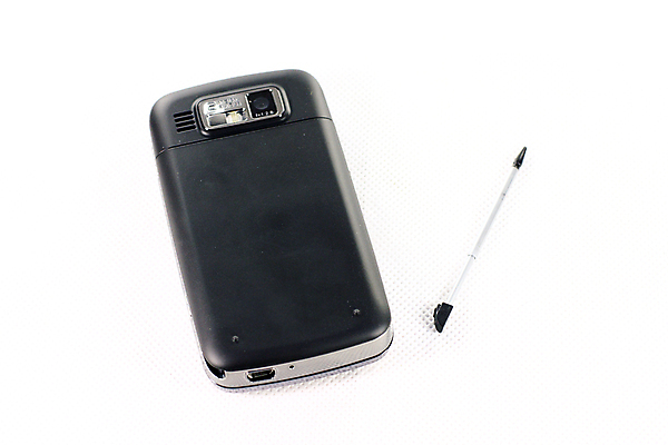 포토 JPG 해외이미지 통신 모바일 사람없음 스마트폰 핸드폰 유행 카메라 무선전화기 충고 해외포토 전자제품 스마트기기 전화기 파일형식 이미지허브