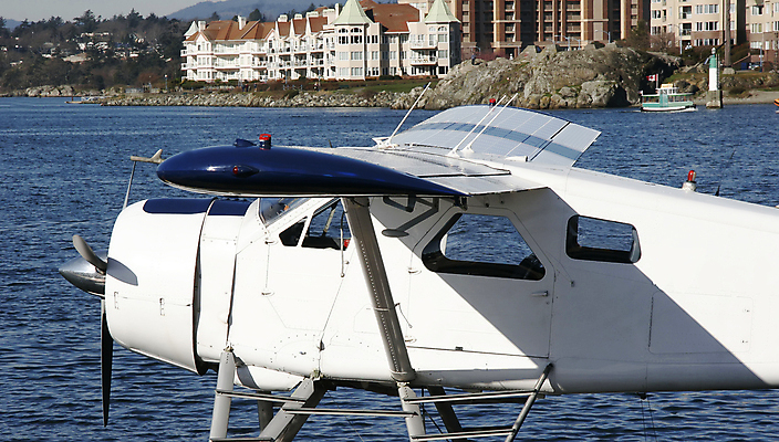포토 JPG 해외이미지 날개 창문 주택 사람없음 물 평화 화물 흰색 기다림 프로펠러 승객 멀리 이륙 대패 착륙 해외포토 자연요소 컬러 컨셉 모션 건물 운송업 파일형식 이미지허브