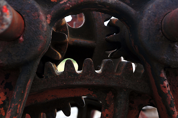 포토 JPG 해외이미지 산업 노르웨이 사람없음 금속 힘 기계 골동품 치아 철 부식 기어 옛날 철강 해외포토 유럽 재질 소화기관 파일형식 이미지허브