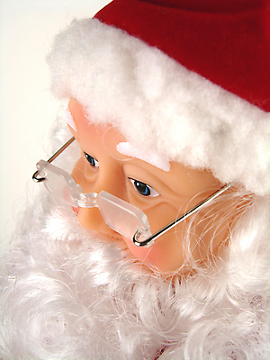 포토 JPG 해외이미지 모델 남자 행복 안경 얼굴 인형 크리스마스 휴가 노르웨이 선물 사람없음 숫자 산타클로스 큼 고립 클라우스 해외포토 문자 잡화 기념일 감정 유럽 사람 신체부위 크기 파일형식 이미지허브