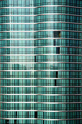 포토 JPG 해외이미지 외관 건축양식 창문 유리 하늘 새로움 아파트 주택 사람없음 건물 초록색 파란색 발코니 재산 플랫 고급 큼 상승 콘도 리빙 제비 대여 렌탈 많음 해외포토 건축물 건축 컬러 컨셉 재질 조류 숙소 금융 크기 파일형식 이미지허브