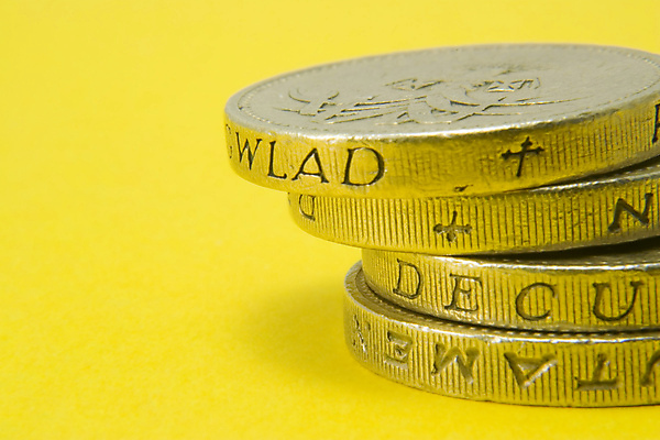 포토 JPG 해외이미지 1 유럽 돈 비즈니스 사람없음 금융 경제 달러 동전 유로 변화 시장 재산 황금 구매 주식 가격 무역 투자 상업 이익 파운드 보물 공유 월급 페니 비용 해외포토 나라 산업 컨셉 쇼핑 파일형식 이미지허브