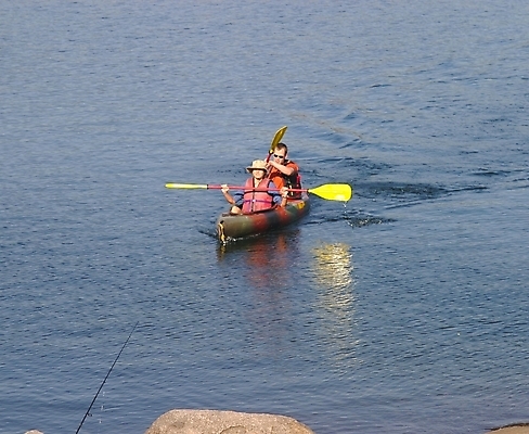 포토 JPG 해외이미지 나무 라이프스타일 여자 호수 스포츠 여행 포즈 자연 하늘 휴가 산 항해 사람 취미 사람없음 야외 초록색 물 강 여행객 미국 소나무 숲 노 함선 캘리포니아 카약 동쪽 추적 해외포토 자연요소 식물 컬러 북아메리카 배_교통 모션 생활 수상스포츠 방향 생태계 선박 파일형식 이미지허브