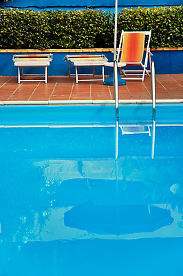 포토 JPG 해외이미지 호텔 휴가 휴식 수영장 사람없음 물 파란색 반사 해외포토 자연요소 컬러 컨셉 숙소 파일형식 이미지허브