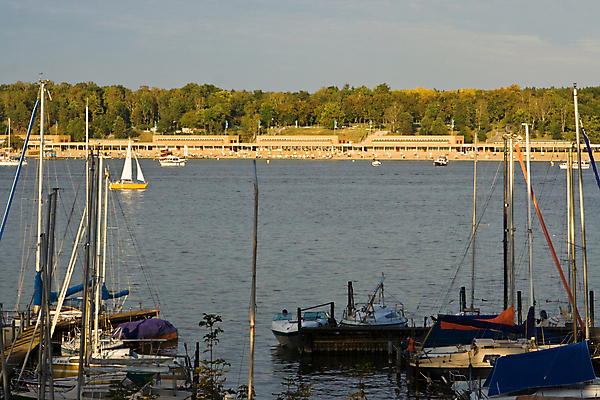포토 JPG 해외이미지 나무 호수 하늘 독일 사람없음 가로 햇빛 태양 항구 보트 숲 방파제 모터보트 베를린 해외포토 자연요소 식물 공공시설 유럽 배_교통 교통시설 파일형식 이미지허브