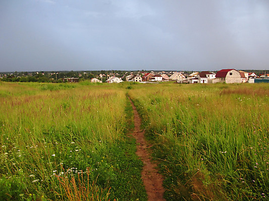 포토 JPG 해외이미지 나무 꽃 길 여행 밭 자연 하늘 바람 날씨 풍경 초원 사람없음 야외 건물 초록색 여름 컬러풀 농장 어둠 회색 시골 신선 위험 시원함 러시아 지역 폭풍 타운 뇌우 스텝 재앙 폭풍우 수평선 해외포토 자연요소 식물 건축물 계절 유럽 컬러 컨셉 농업 도시 비_날씨 자연재해 생태계 파일형식 이미지허브