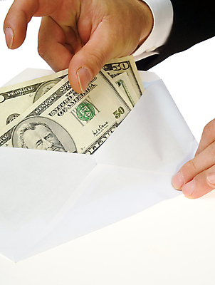 포토 JPG 해외이미지 돈 비즈니스 손가락 봉투 손바닥 사람없음 달러 쪽지 비즈니스맨 획득 뇌물 고립 해외포토 손 남자 직장인 재산 파일형식 이미지허브