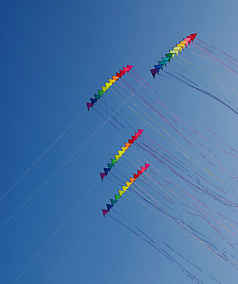 포토 JPG 해외이미지 줄 스포츠 무지개 하늘 사람없음 여름 파란색 컬러풀 쌓기 4 연 12 카피스페이스 해외포토 자연요소 계절 컬러 모션 숫자 놀이용품 공백 파일형식 이미지허브