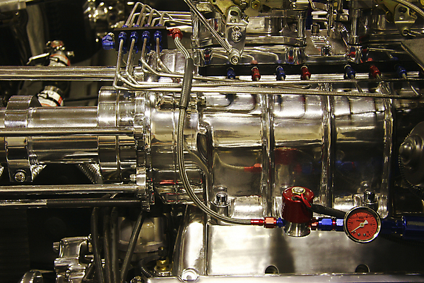 포토 JPG 해외이미지 선 벽 자동차 불 근육 불꽃 사람없음 금속 힘 견과류 덮개 부채 플러그 전기에너지 휘발유 난방기 볼트 가스 호스 짐차 엔진 도르래 방화벽 배기가스 진공 필터 헤딩 힘찬 디테일 해외포토 레이스천 자연요소 육상교통 컨셉 재질 축구 에너지 뚜껑 공구 직물 석유 난방용품 파일형식 이미지허브