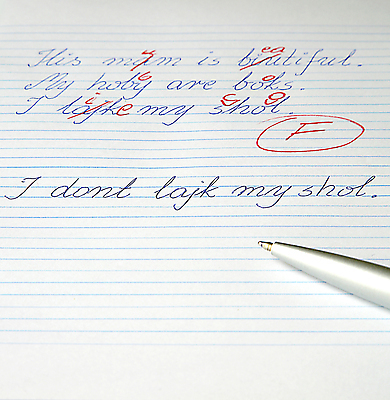 포토 JPG 해외이미지 종이 선 텍스트 학교 스트레스 사람없음 빨간색 단어 학습 펜 분노 기록 업무 좌절 흔적 성적 시트 평가 최초 나쁜 맞춤법 싫은 증상 트러블 자극 효과 해외포토 문자 교육 감정 컬러 컨셉 한글 필기구 작업 파일형식 이미지허브