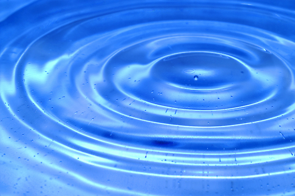 포토 JPG 해외이미지 파도 백그라운드 자연 사람없음 물 파란색 반사 반지 떨어짐 질감 해외포토 자연요소 바다 컬러 컨셉 장신구 생태계 파일형식 이미지허브