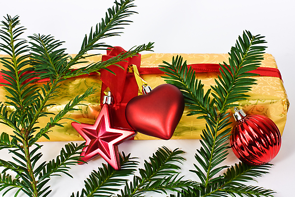 포토 JPG 해외이미지 별 크리스마스장식 크리스마스 크리스마스선물 선물 사람없음 장식 가로 빨간색 초록색 장식볼 흰색 하트 황금 포장지 전나무 썩음 해외포토 자연요소 모양 나무 기념일 컬러 포장 파일형식 이미지허브