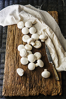 포토 JPG 실내 사람없음 충청남도 천 양송이 식칼 나무도마 부여 국내포토 주방용품 도마 내부 목재 버섯 직물 충청도 파일형식