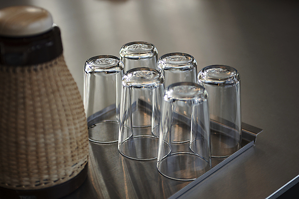 포토 JPG 잔 쟁반 실내 사람없음 카페 물컵 오브젝트 감성 국내포토 식기 컨셉 내부 컵 상점 파일형식