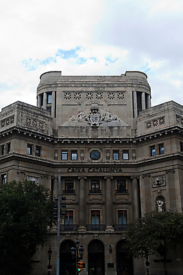 포토 JPG 해외이미지 전통 외관 유럽 벽 건축양식 창문 사람없음 야외 건물 문 바위 도시 역사 과거 옛날 해외포토 건축물 건축 나라 컨셉 돌_바위 파일형식 이미지허브