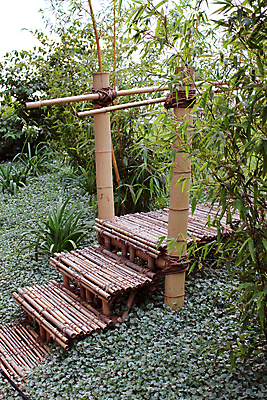 포토 JPG 해외이미지 밧줄 건축양식 자연 갈대 풍경 사람없음 목재 초록색 여름 갈색 정원 침묵 그리기 널 원예 옛날 해외포토 나무 식물 계절 건축 줄 컬러 재료 모션 취미 소리 생태계 파일형식 이미지허브