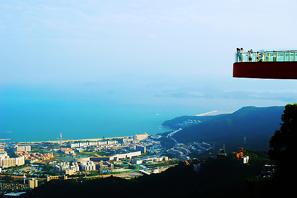 포토 JPG 해외이미지 골프장 풍경 사람없음 침묵 고요 물가 위험 벤처기업 해외포토 컨셉 골프 비즈니스 스포츠시설 소리 파일형식 이미지허브
