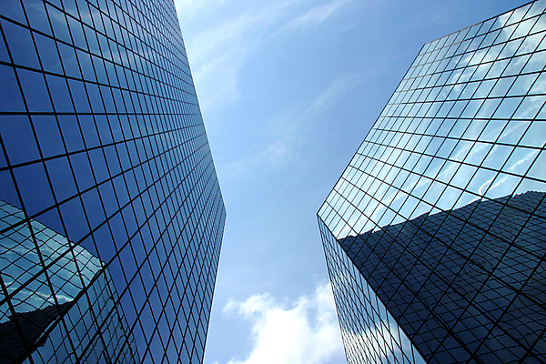 포토 JPG 해외이미지 구름 디자인 외관 패턴 비즈니스 건축양식 창문 유리 하늘 추상 사람없음 야외 건물 금융 파란색 빛 사무실 반사 탑 고층빌딩 거울 성장 도시 도심 건축가 큼 철강 해외포토 자연요소 직업 건축물 건축 컬러 무늬 재질 빌딩 경제 크기 파일형식 이미지허브