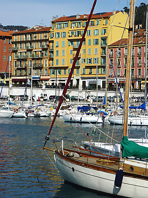 포토 JPG 해외이미지 외관 유럽 바다 여행 요트 건축양식 낚시 산 파노라마 사람없음 야외 건물 물 파란색 컬러풀 노란색 유행 여행객 항구 프랑스 도시 보트 역사 지중해 언덕 만족 그림 알프스 해안도시 포트 타운 프랑스어 구식 옛날 프로방스 해외포토 자연요소 문자 건축물 건축 감정 나라 컬러 배_교통 교통시설 레저 촬영기법 사람 파일형식 이미지허브