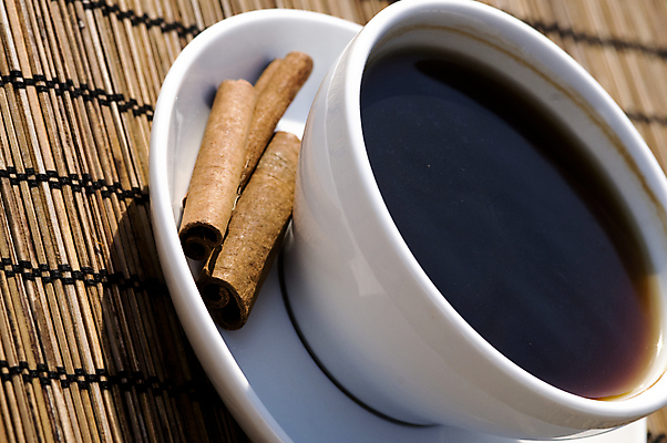 포토 JPG 해외이미지 공원 커피 음료 음식 백그라운드 자연 탁자 아침 휴식 콩 그림자 사람없음 야외 컵 햇빛 태양 갈색 상점 식당 정원 검은색 이탈리아 카페 우유 머그컵 흰색 시간 뜨거움 막대기 닫기 맛 아침식사 설탕 크림 질감 카푸치노 에스프레소 내추럴 단절 라떼 시나몬 카페인 맛있는 해외포토 주간 자연요소 식기 공공시설 유럽 컬러 가구 컨셉 모션 유제품 곡류 식사 생태계 파일형식 이미지허브