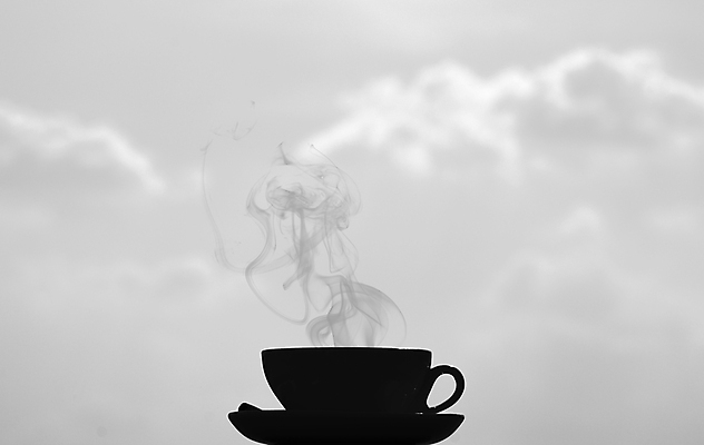 포토 JPG 해외이미지 구름 커피 음료 음식 백그라운드 자연 탁자 하늘 아침 휴식 따뜻함 그림자 사람없음 야외 컵 상점 식당 정원 검은색 어둠 카페 머그컵 흰색 시간 뜨거움 닫기 맛 아침식사 저녁 수증기 크림 질감 카푸치노 에스프레소 내추럴 단절 카페인 맛있는 해외포토 주간 자연요소 식기 컬러 가구 컨셉 모션 식사 야간 생태계 파일형식 이미지허브