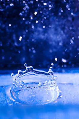 포토 JPG 해외이미지 모양 디자인 음료 과학 백그라운드 패턴 자연 유리 벽지 표면 추상 건강 사람없음 물 파란색 빛 반사 환경 금속 거품 젖음 물방울 신선 원형 투명 액체 떨어짐 빨래 매끈함 이슬 빗방울 순수 질감 내추럴 해외포토 자연요소 도형 컬러 컨셉 가사 무늬 재질 감각 비_날씨 생태계 파일형식 이미지허브