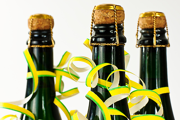 포토 JPG 해외이미지 3 사람없음 가로 초록색 노란색 흰색 샴페인 코르크 고립 스파클링와인 해외포토 컬러 주류 탄산 파일형식 이미지허브