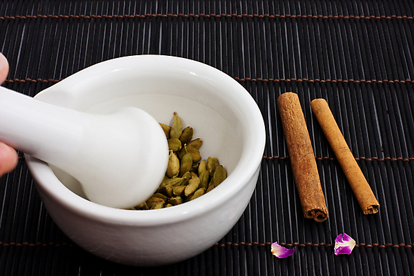 포토 JPG 해외이미지 스튜디오촬영 음식 크리스마스 재료 사람없음 가로 갈색 검은색 침묵 손상 흰색 조미료 향신료 향료 성분 방앗간 격파 단절 막자 시나몬 정물화 해외포토 기념일 컬러 컨셉 모션 실내 소리 그림 향기 냄새 향미료 파일형식 이미지허브