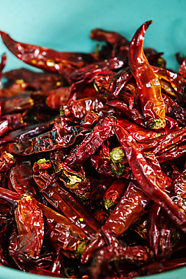 포토 JPG 근접촬영 사람없음 바구니 경상북도 담기 홍고추 말린고추 영주 태양초 국내포토 뷰포인트 모션 고추 경상도 파일형식