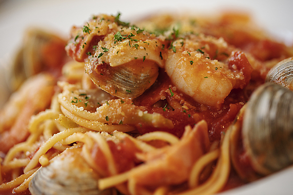 포토 JPG 접시 새우 요리 근접촬영 사람없음 바지락 파슬리가루 해물파스타 국내포토 식기 뷰포인트 조개 파스타 갑각류 가루 파일형식