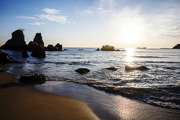 포토 JPG 주간 바다 풍경 해변 사람없음 야외 태양 일출 강원도 동해 추암 촛대바위_강원도 동해시 국내포토 자연요소 한국 노을 바위_돌 파일형식