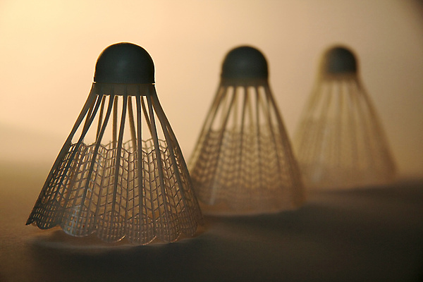 포토 JPG 해외이미지 줄 스포츠 포즈 백그라운드 공 놀이 서브 건강 경기 사람없음 운동 경쟁 손상 장비 테니스 게임 흰색 라켓 그물 오브젝트 배드민턴 기어 토너먼트 해외포토 스포츠용품 컬러 컨셉 구기 파일형식 이미지허브