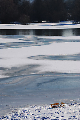 포토 JPG 해외이미지 나무 계절 호수 선 백그라운드 겨울 패턴 곡선 자연 새로움 새해 풍경 사람없음 물 빛 강 햇빛 뷰티 평화 맑음 냉동 얼음 침묵 추위 흰색 시골 연도 질감 서리 썰매 장면 막 해외포토 자연요소 식물 컬러 컨셉 무늬 날씨 태양 소리 생태계 파일형식 이미지허브