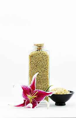 포토 JPG 해외이미지 꽃 음식 다이어트 유리 밥 건강 요리 동양인 사람없음 세로 초록색 갈색 귀여움 검은색 사발 우아함 백합 낟알 컨테이너 흰배경 유기농 날것 섬유 기본 탄수화물 카피스페이스 해외포토 식물 웰빙 산업 컬러 백그라운드 컨셉 재질 인종 공백 흰색 직물 사기그릇 파일형식 이미지허브