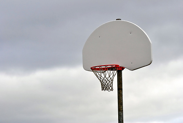 포토 JPG 해외이미지 구름 스포츠 하늘 농구 사람없음 야외 바구니 게임 그물 가장자리 테두리 법정 해외포토 자연요소 놀이 구기 둘레 파일형식 이미지허브