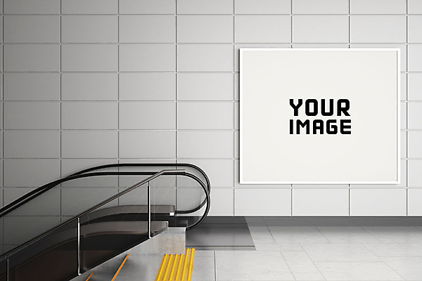 PSD 편집 편집이미지 벽 간판 사각프레임 프레임 광고판 실내 사람없음 그래픽 3D 디지털합성 합성 에스컬레이터 디자인소스 지하도 디지털아트 목업 이미지편집 편집3D 알림판 내부 사각형 보행로 판 파일형식 편집소스