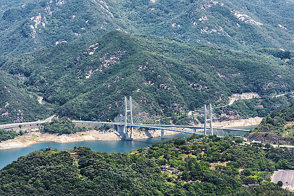 포토 JPG 주간 여행 자연 한국 풍경 사람없음 야외 여름 관광지 맑음 여름풍경 충청북도 국내여행 명승지 제천 가교 전경 청풍호 비봉산 국내포토 자연요소 건축물 계절 아시아 호수 날씨 산 생태계 충청도 파일형식 탑뷰 여름_계절