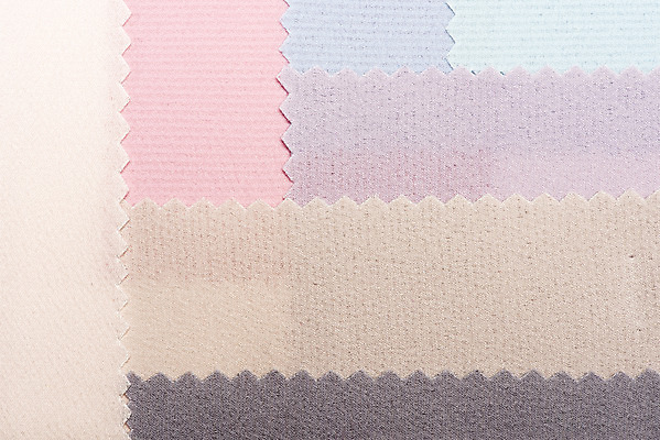 포토 JPG 스튜디오촬영 프레임 실내 근접촬영 사람없음 하이앵글 컬러풀 견본 직물 천 배열 원료 겹침 원단샘플 파스텔톤 플랫레이 국내포토 뷰포인트 컬러 내부 플랫 파일형식