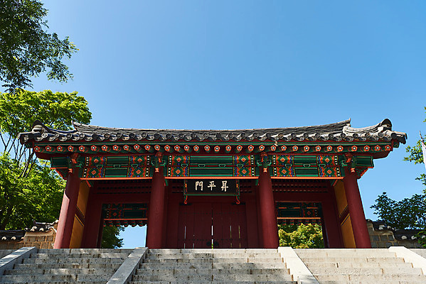 포토 JPG 주간 나무 한국전통 여행 유적지 하늘 풍경 사람없음 야외 관광지 맑음 봄 세계문화유산 문화재 역사 한국사 강화도 국내여행 사적지 고려궁지 외규장각 국내포토 자연요소 식물 전통 계절 고건축 날씨 한국 인천 파일형식