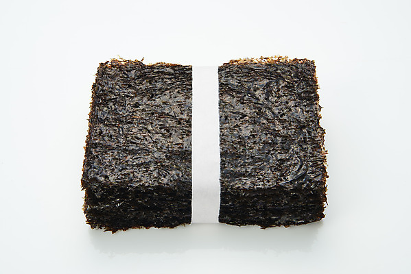 포토 JPG 스튜디오촬영 식재료 반찬 건조 실내 누끼 사람없음 하이앵글 해조류 묶기 흰배경 해초류 곱창김 국내포토 음식 뷰포인트 백그라운드 모션 내부 흰색 해양식물 김_해조류 파일형식