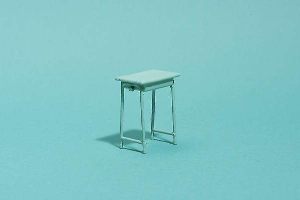 포토 JPG 스튜디오촬영 학교 실내 누끼 사람없음 한개 집중 책상 오브젝트 민트색 국내포토 1 교육 컬러 가구 컨셉 내부 파일형식