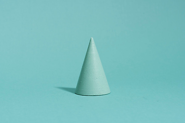 포토 JPG 스튜디오촬영 실내 누끼 사람없음 한개 입체 오브젝트 원뿔 민트색 입체도형 국내포토 도형 1 컬러 내부 파일형식