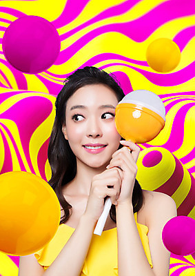PSD 편집이미지 여자 사탕 한명 상반신 20대 성인 앞모습 컬러풀 노란색 한국인 원형 복고 기하학 지오메트릭 성인여자한명만 뉴트로 이미지편집 도형 1 뷰포인트 컬러 무늬 디저트 사람 동양인 청년 여자한명만 성인여자만 파일형식
