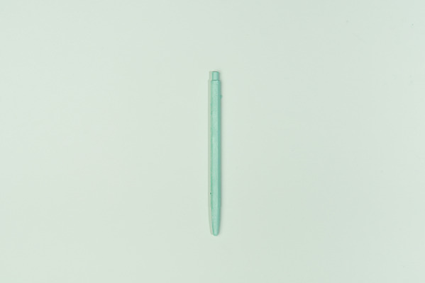 포토 JPG 스튜디오촬영 실내 누끼 사람없음 하이앵글 한개 볼펜 오브젝트 플랫레이 네오민트 국내포토 1 뷰포인트 내부 펜 플랫 민트색 파일형식