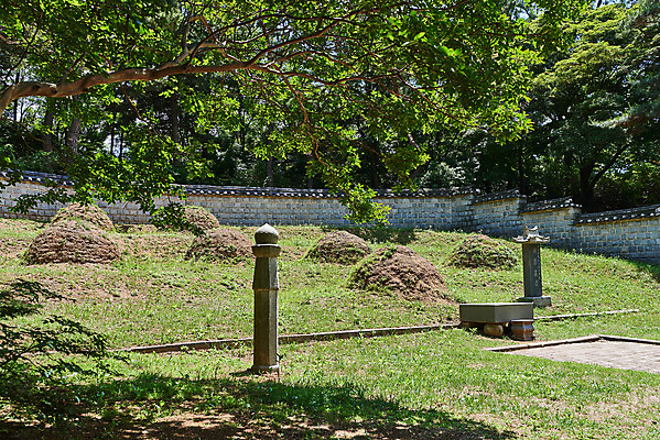 포토 JPG 주간 한국전통 여행 유적지 풍경 사람없음 야외 관광지 맑음 봄 문화재 역사 한국사 강화도 광성보 국내여행 사적지 신미순의총 신미양요 국내포토 자연요소 전통 계절 고건축 날씨 한국 무덤 인천 파일형식
