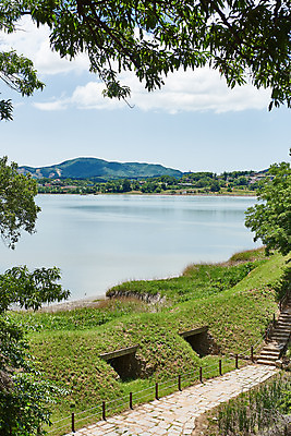 포토 JPG 주간 구름 한국전통 여행 유적지 하늘 풍경 사람없음 야외 관광지 맑음 봄 문화재 역사 한국사 강화도 광성보 국내여행 사적지 신미양요 광성포대 국내포토 자연요소 전통 계절 고건축 날씨 한국 인천 파일형식