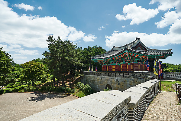 포토 JPG 주간 구름 한국전통 여행 유적지 하늘 풍경 사람없음 야외 관광지 맑음 봄 문화재 역사 한국사 강화도 광성보 국내여행 사적지 신미양요 광성돈대 국내포토 자연요소 전통 계절 고건축 날씨 한국 인천 파일형식