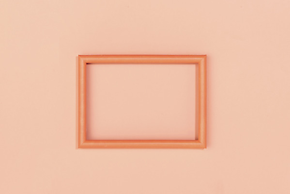 포토 JPG 스튜디오촬영 액자 사각프레임 실내 액자틀 누끼 사람없음 하이앵글 한개 추억 오브젝트 플랫레이 리빙코랄 코랄 국내포토 1 뷰포인트 컬러 컨셉 프레임 틀 내부 사각형 플랫 파일형식 트랜드컬러