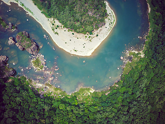 포토 JPG 주간 여행 한국 풍경 사람없음 야외 여름 관광지 하이앵글 맑음 여름풍경 강원도 항공촬영 국내여행 명승지 영월 동강 전경 영월10경 어라연계곡 국내포토 자연요소 계절 아시아 뷰포인트 날씨 강 계곡 파일형식 탑뷰 여름_계절